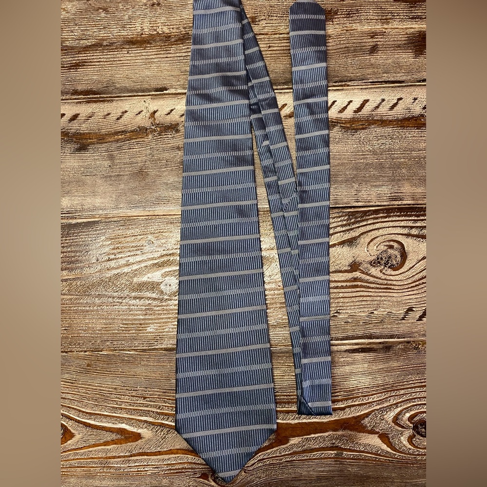 J. Crew 100% Silk Horizontal Blue Striped Men’s Tie